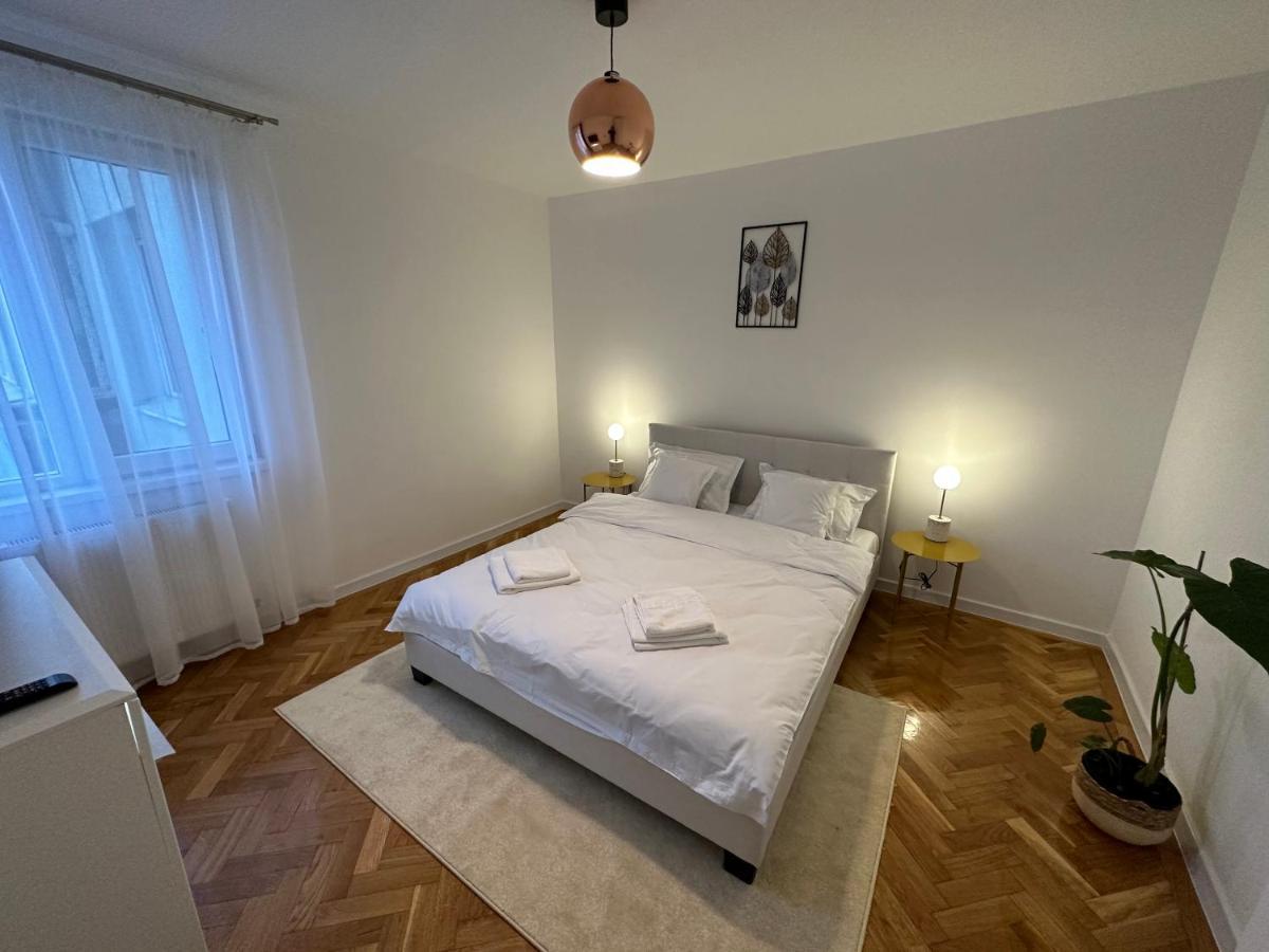 Esi Apartments #Central With Garage Timisoara Luaran gambar