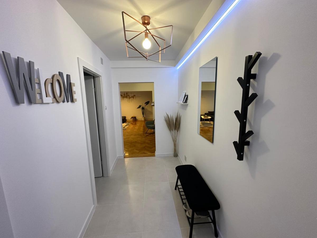 Esi Apartments #Central With Garage Timisoara Luaran gambar